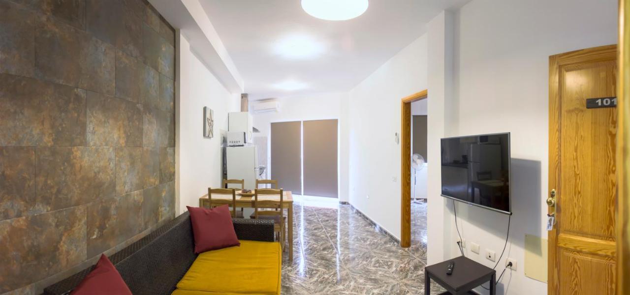 Apartamentos La Aldea Suites San Nicolás 外观 照片
